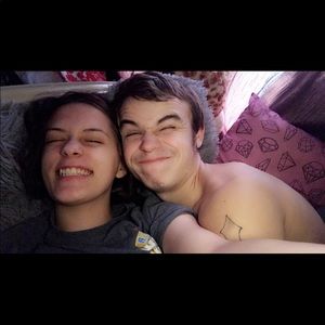 Meet your Posher, Hailey